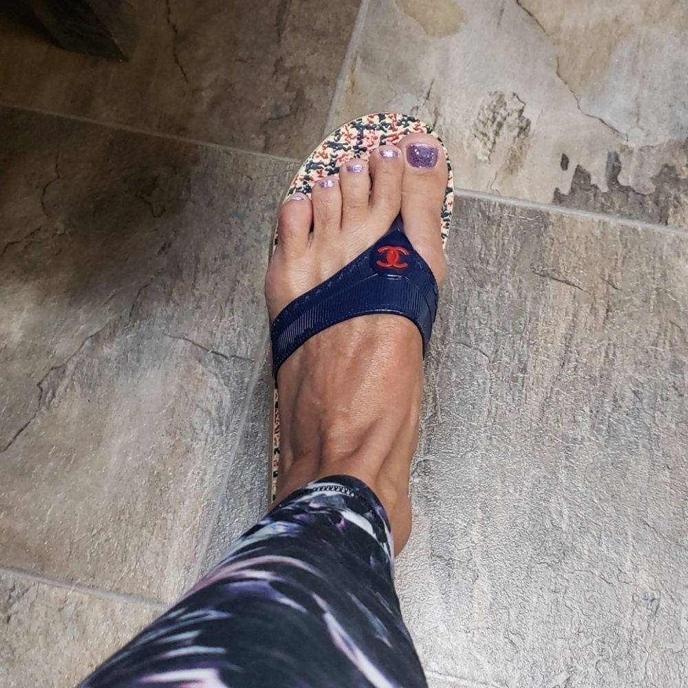 ♥️ SOLD ❤️ Chanel sandals 👡 - Picture 8 of 13